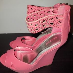 Bamboo Pimpey-46 Wedge Shoe